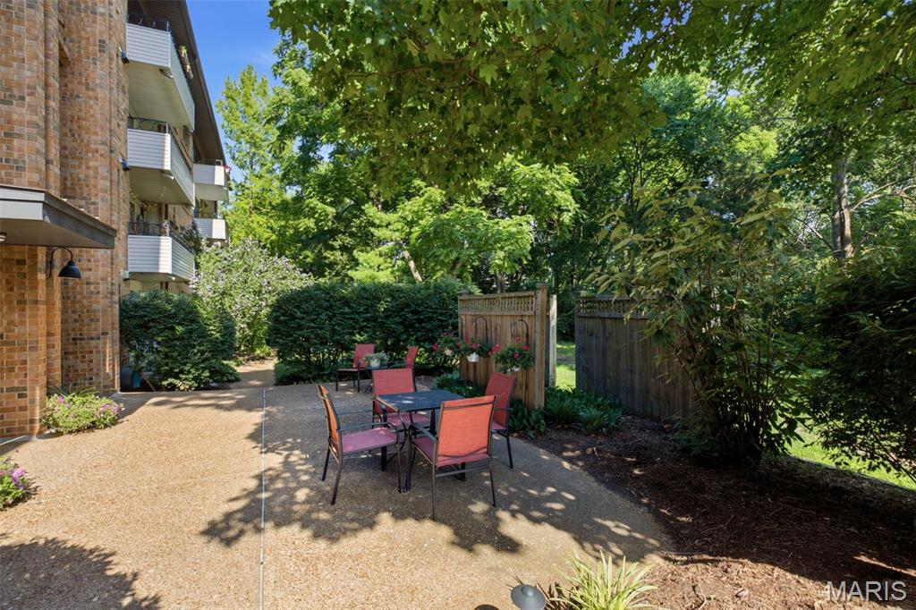 Bradford Square Condo - Residential