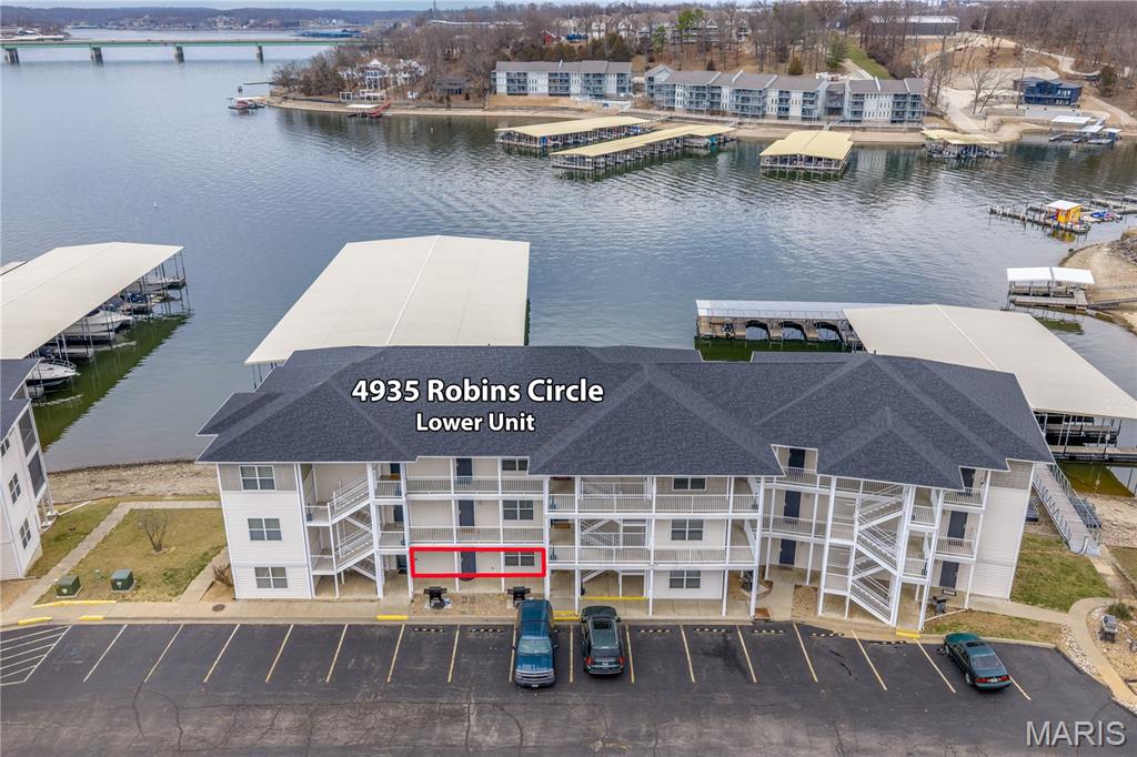 Robins at Waters Edge Condiminium - Residential