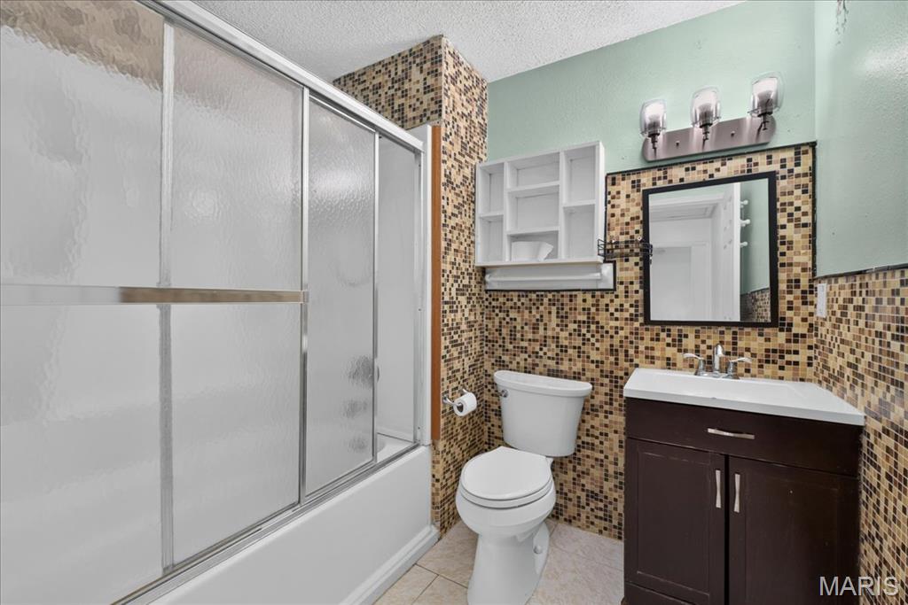 Flamingo Oaks 18 - Residential