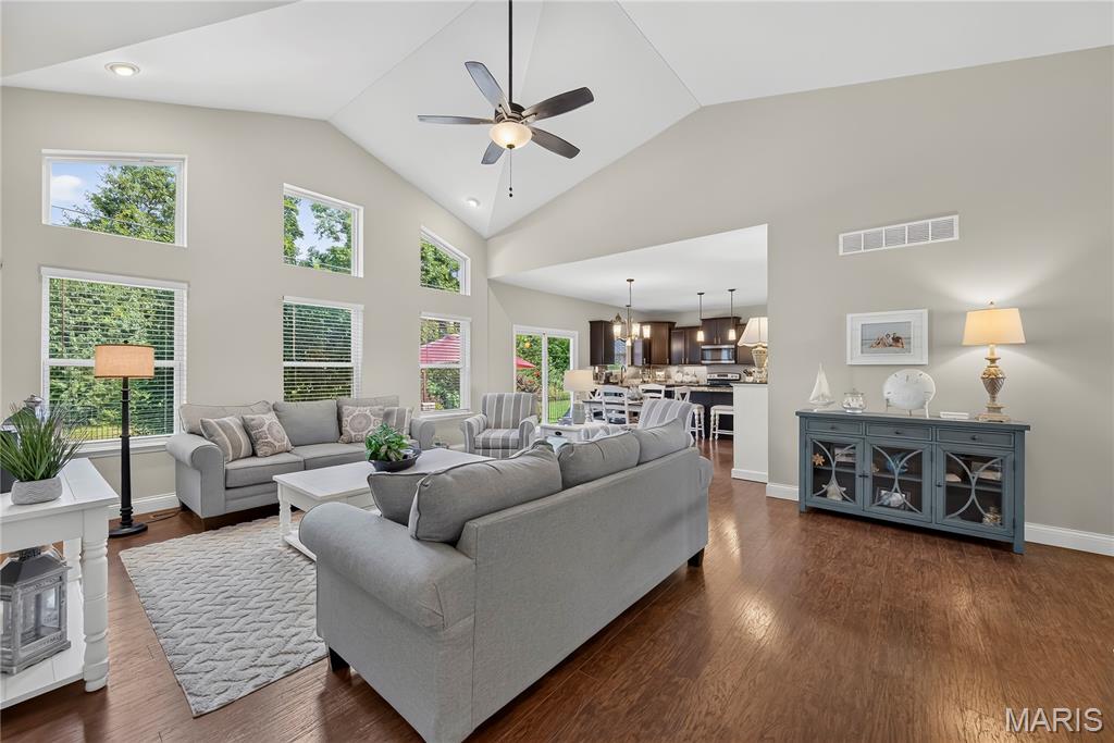Barclay Place - Residential