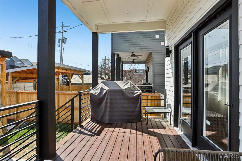 Laclede Race Course - Residential