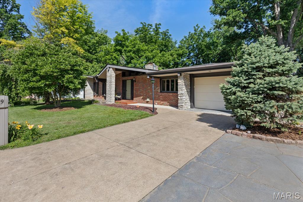 Lindenwood Place - Residential