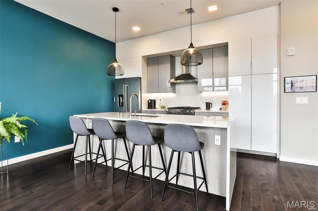 4101 Laclede Condos - Residential Lease