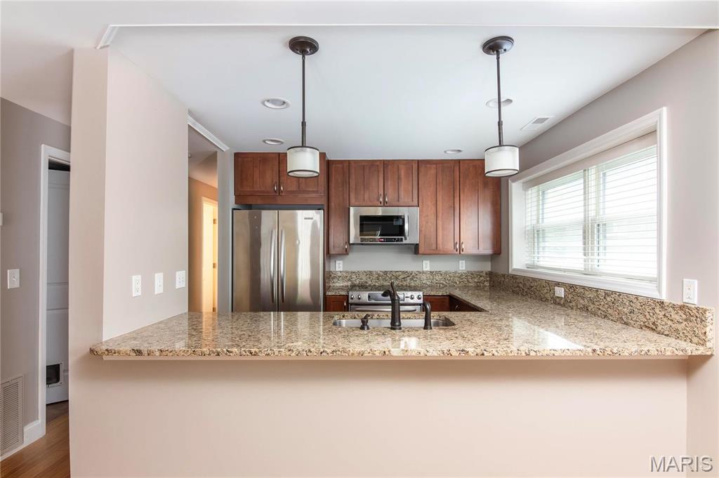 610 Forest Court Walk A Condo - Residential Lease