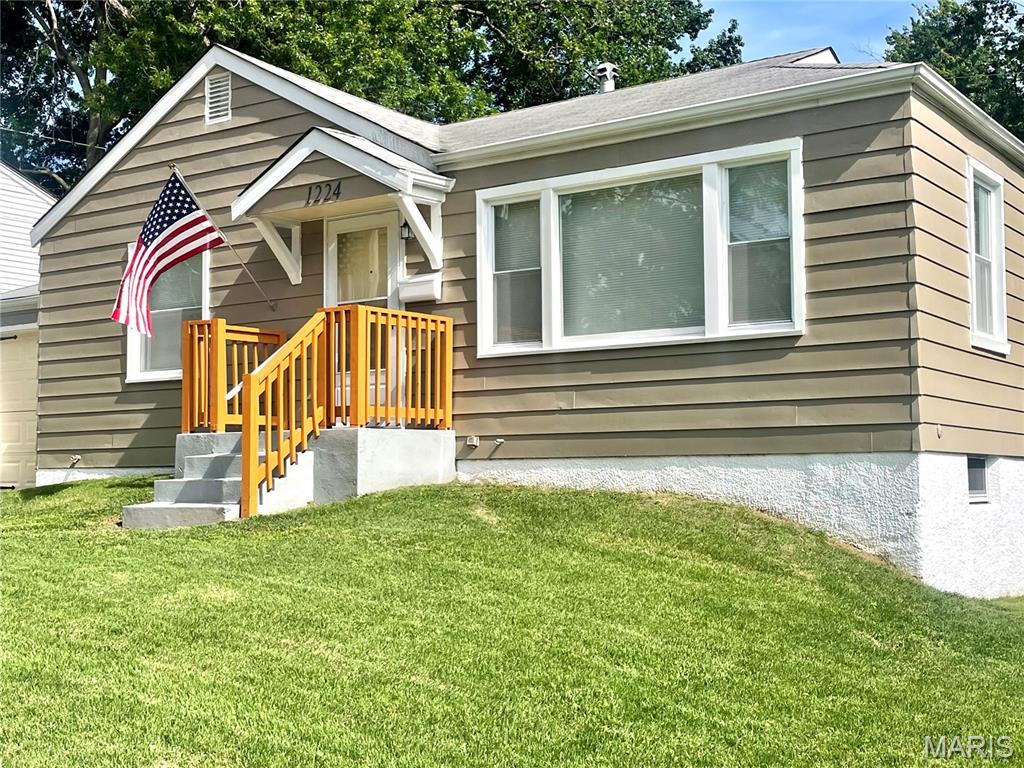 OPEN HOUSE, SUNDAY, JULY 19TH FROM 12PM TO 1PM .. UNLESS SELLER ACCEPTS AN OFFER BEFOREHAND...

ATTENTION: LANDLORDS, INVESTORS, FIRST & SECOND HOME BUYERS, .....THIS BEAUTIFUL HOME IS MOVE IN READY WITH A PASSED OCCUPANCY PERMIT.. Not your typical as-is home. Beautiful Ranch Style Updated 2bedroom, 1bath Home, SHOWS MUCH BIGGER THAN Square Footage Record Shows, with Newer Updates, and Spacious Fenced Lot & Large Back Porch. The home features a Large back deck, Pex (Red&Blue) Water lines, Great curb appeal, fenced backyard, Garage w/Openers, Newer Appliances ( working stove, new microwave, new dishwasher and working refrigerator - as is no warranty ), New Flooring, Interior & Exterior Paint, and New Cabinets (still in plastic) with Glass BackSplash. The bathroom has a large tub and tiled walls. The basement is spacious for entertainment and has laundry shelves. A must see!  One Year Home Protection Plan included with Purchase. ALREADY PASSED Occupancy Permit. Show and Sell. NO FLOOD-PLAIN..Your buyer will enjoy this home!...