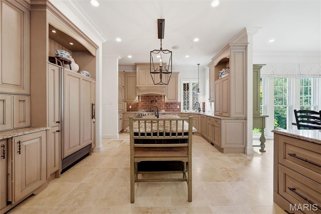 Brookwood Old Colony - Residential