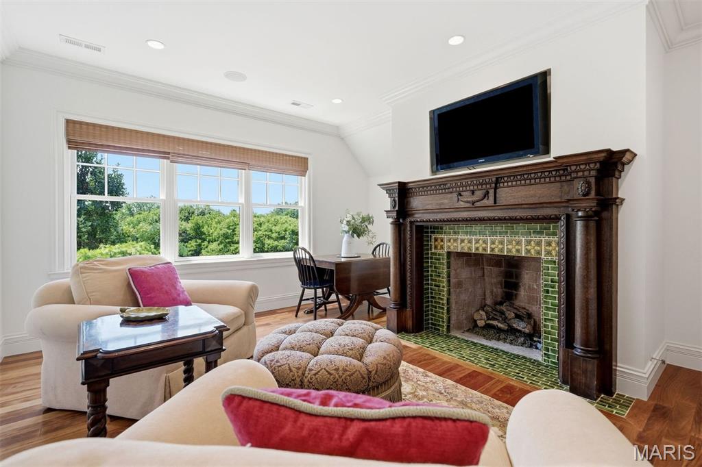 Brookwood Old Colony - Residential
