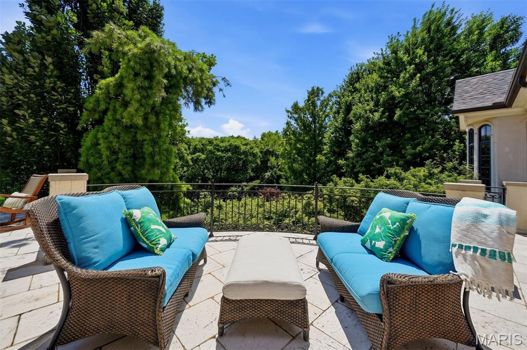 Brookwood Old Colony - Residential