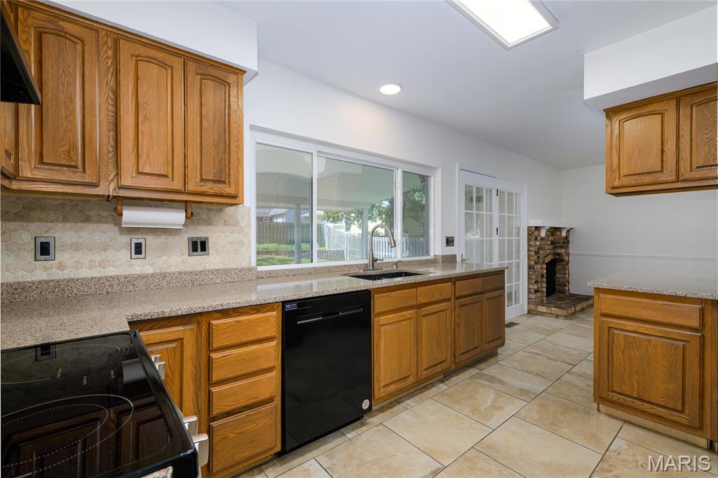 Westglen Village Add - Residential