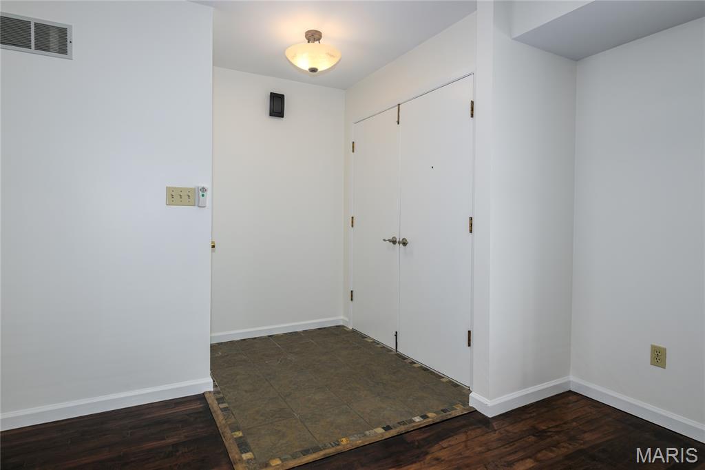 Westglen Village Add - Residential
