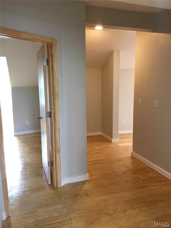 Valles - Commercial Lease