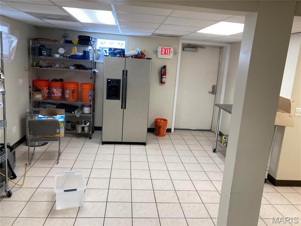 TRIANGLE - Commercial Sale