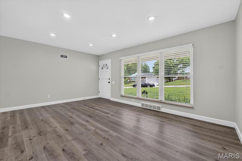 Geyer Manor - Residential