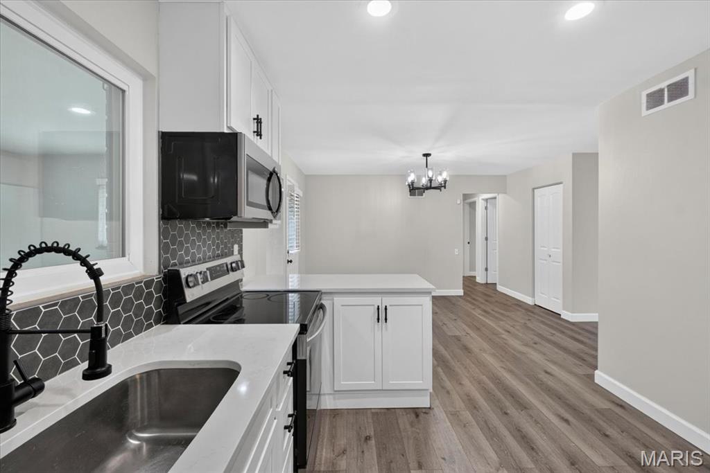 Geyer Manor - Residential