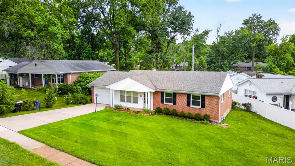 Geyer Manor - Residential