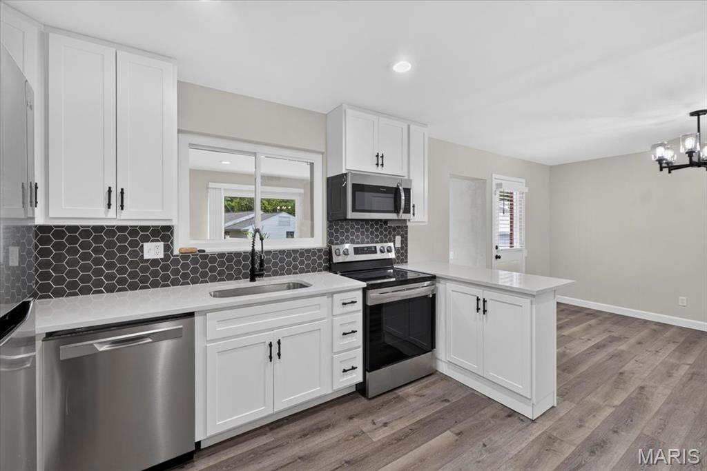 Geyer Manor - Residential