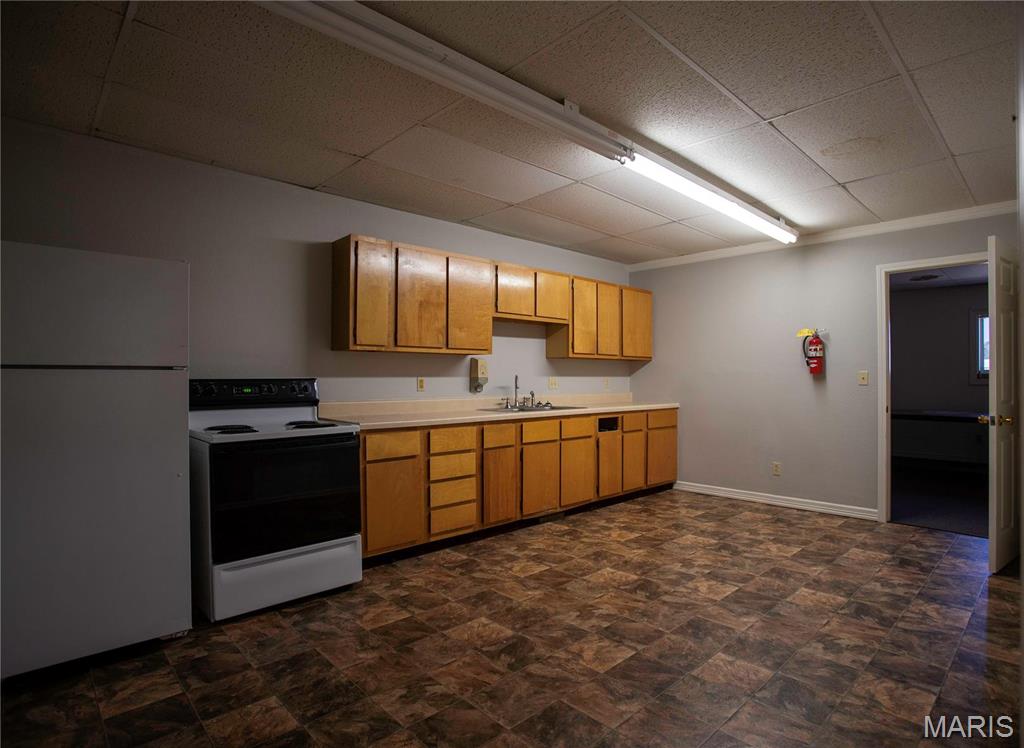 n/a - Commercial Sale