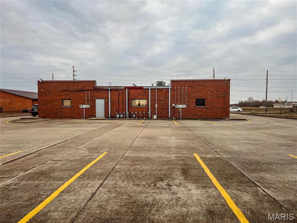 n/a - Commercial Sale