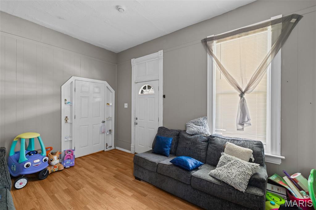 Shields & Ashby To Ferguson - Residential