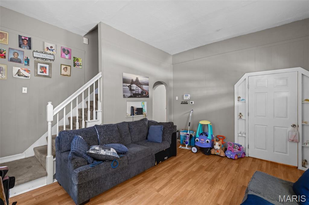 Shields & Ashby To Ferguson - Residential