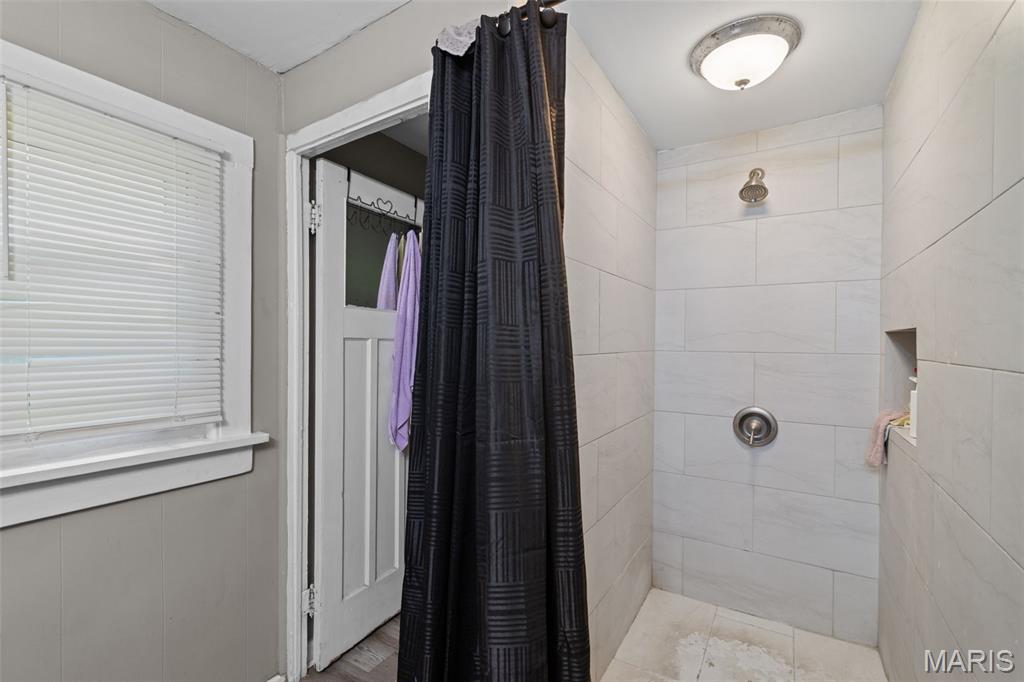 Shields & Ashby To Ferguson - Residential