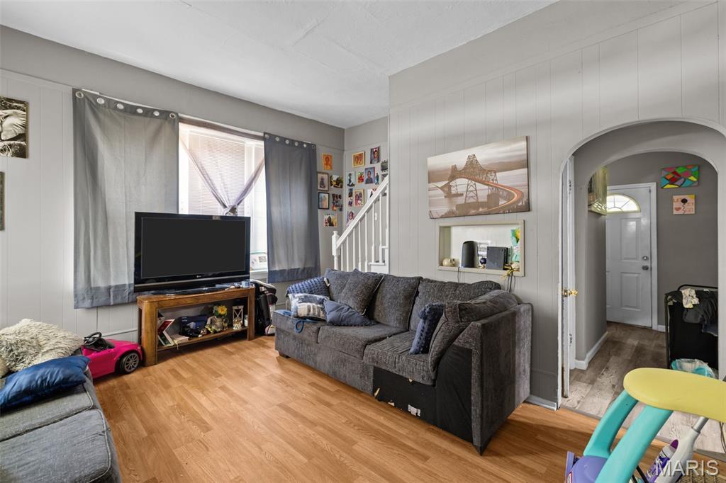Shields & Ashby To Ferguson - Residential