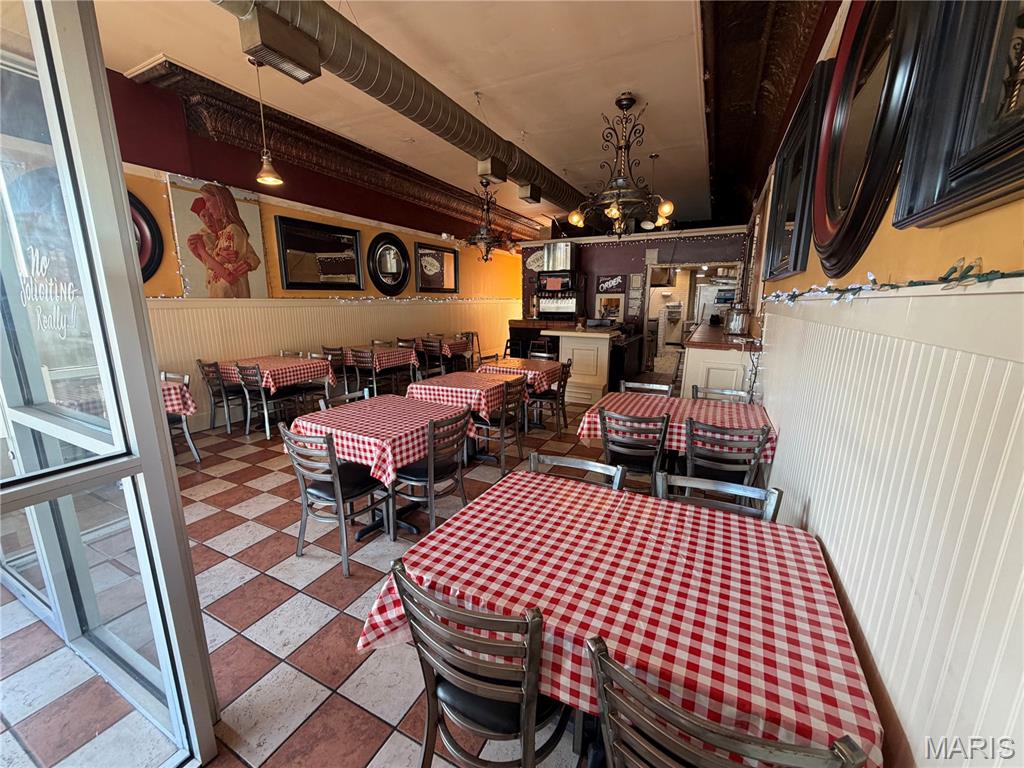 Original Town - Commercial Sale