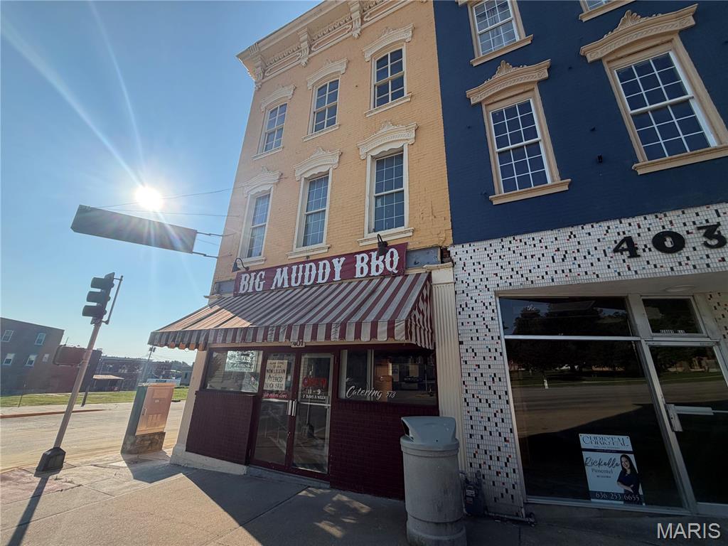 Original Town - Commercial Sale