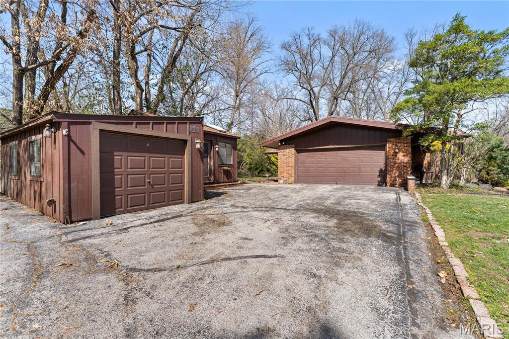 Clermont Park Lt 16 & Perry Acres - Residential
