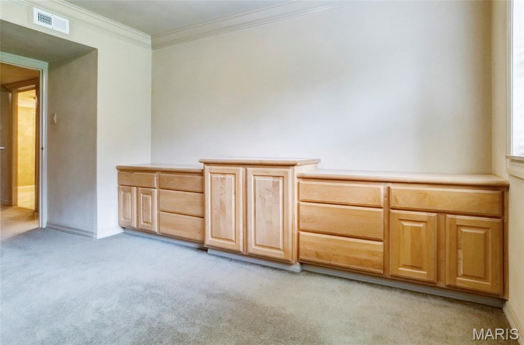 Delcrest Condo - Residential