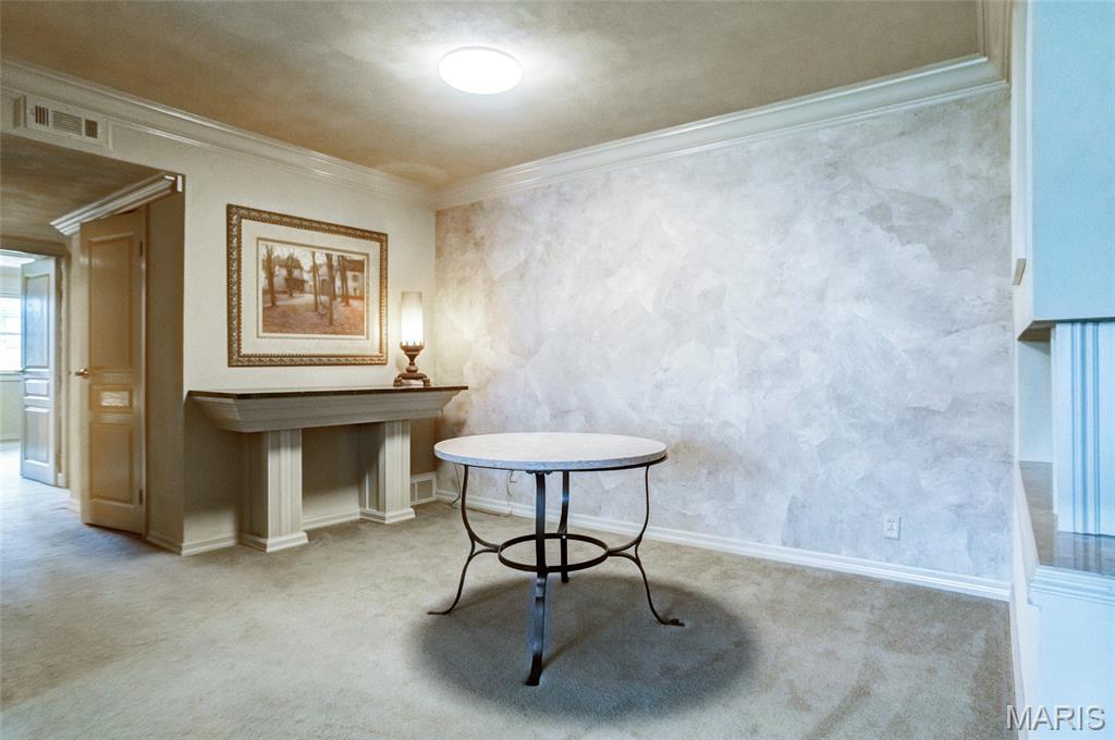 Delcrest Condo - Residential