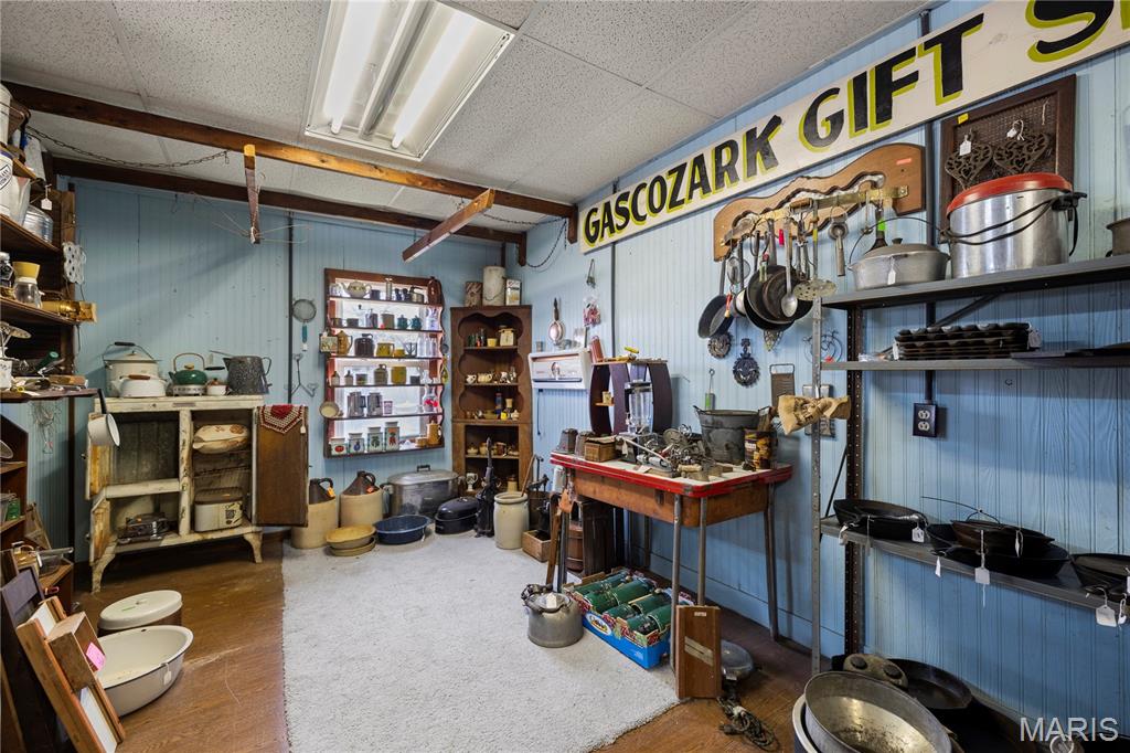 NA - Commercial Sale