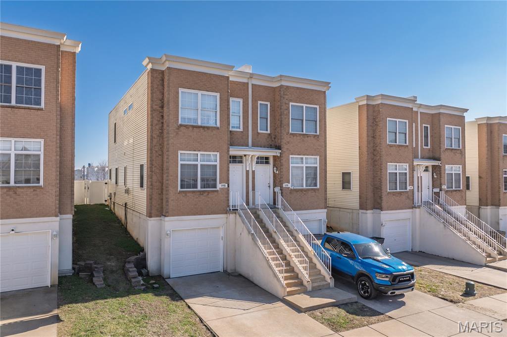 Carondelet Commons - Commercial Sale