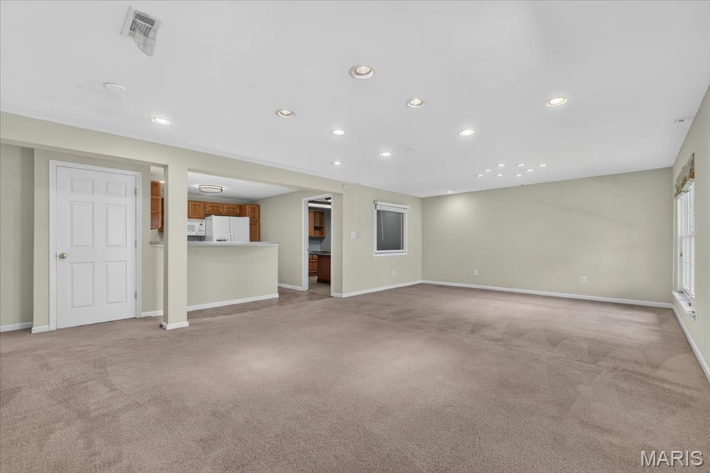 Queensbrooke - Residential