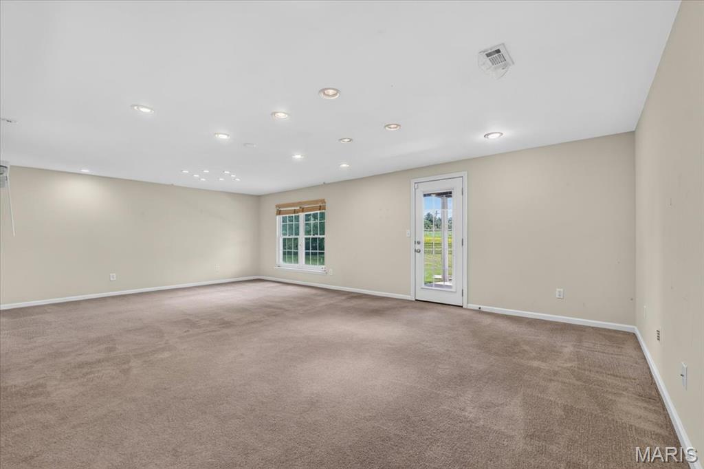 Queensbrooke - Residential