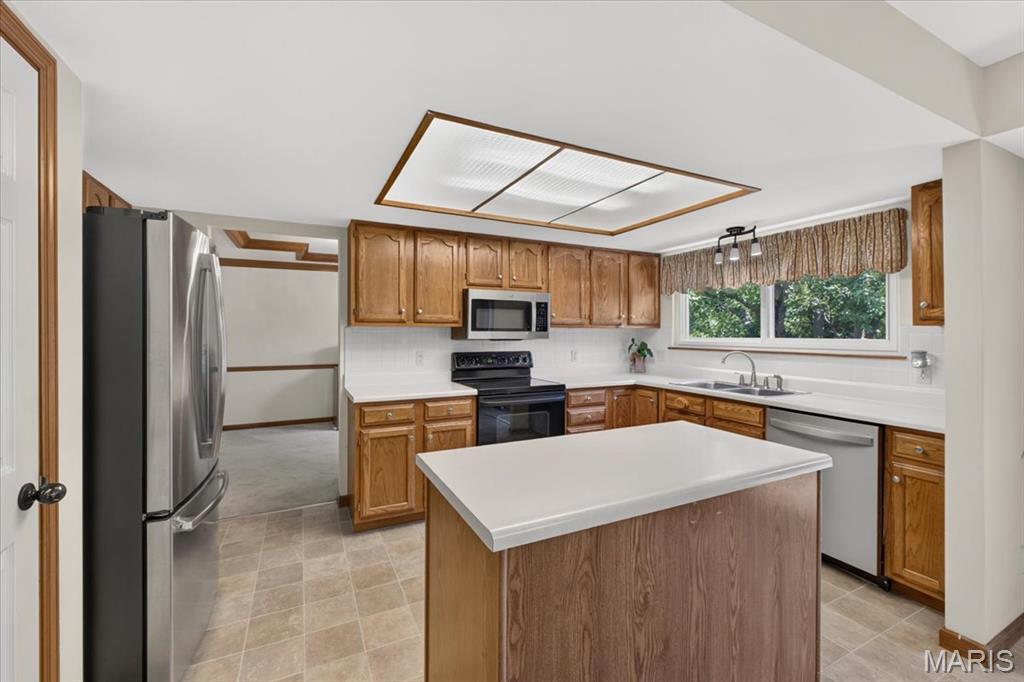 Wilshire Valley #2 - Residential