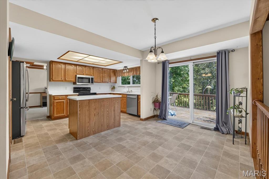 Wilshire Valley #2 - Residential