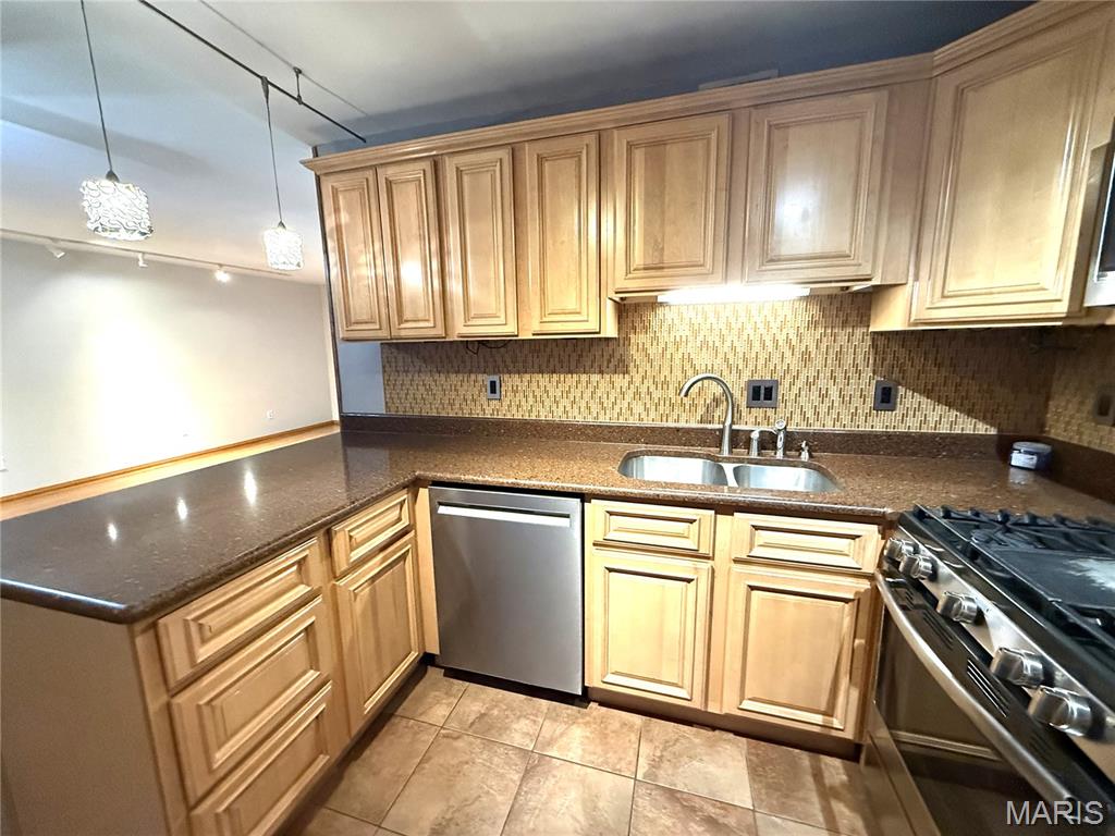 Hickory Sound Condo Ii Ph - Residential