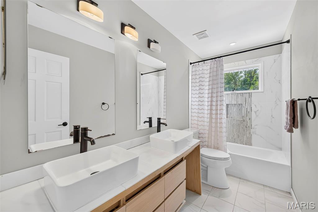 Meadowbrook Farm 11 - Residential