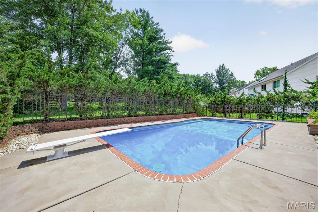 Meadowbrook Farm 11 - Residential