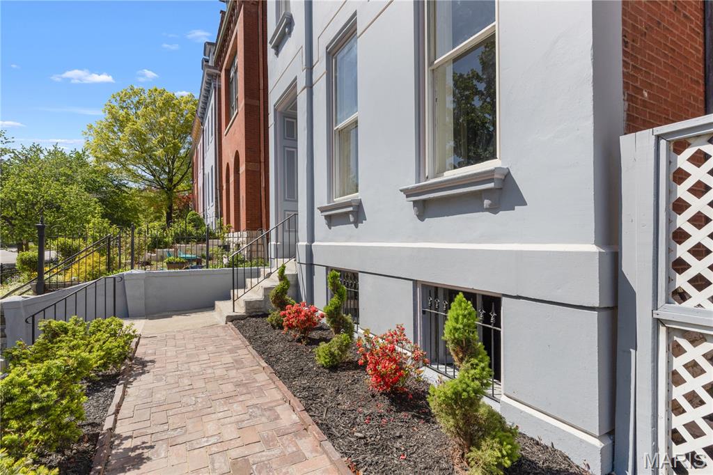 Barbara Add - Residential