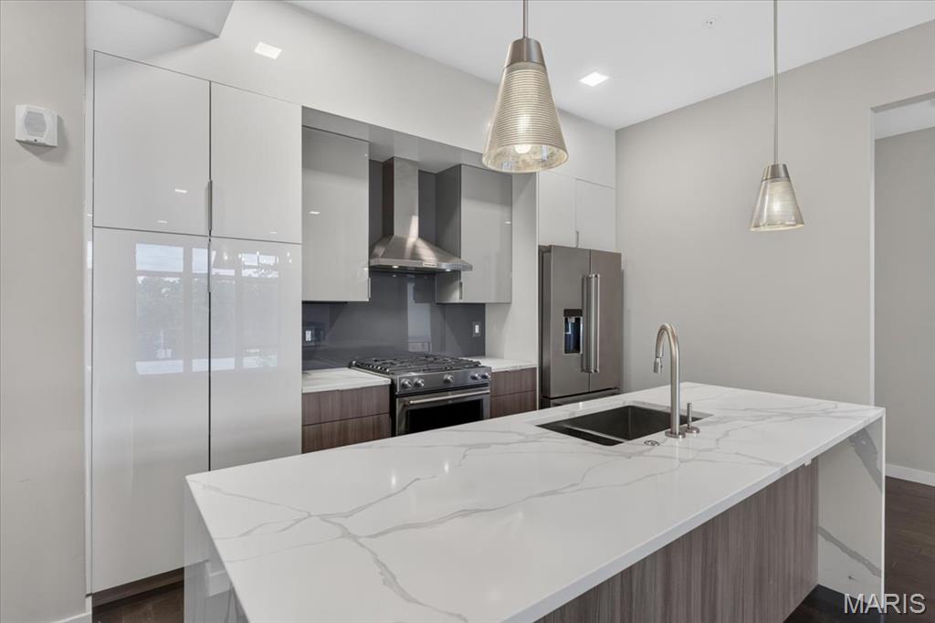 4101 Laclede Condos - Residential