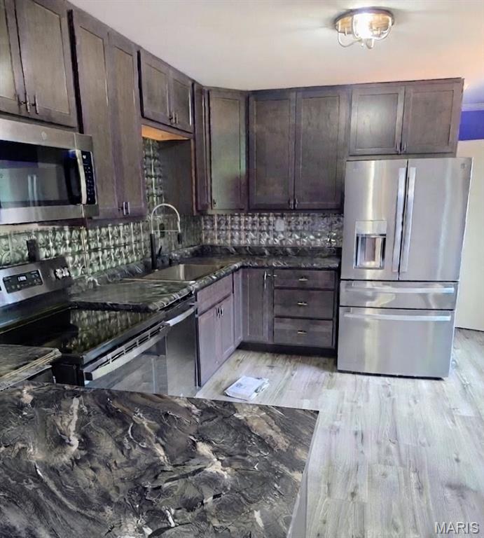 Weber Hill Terrace 04 - Residential