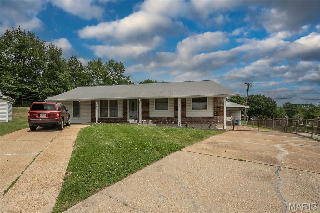 Colonial Manor 5 - Residential