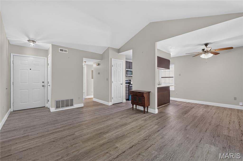 Stone Ridge Estate Condos - Residential