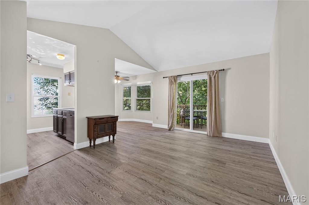 Stone Ridge Estate Condos - Residential