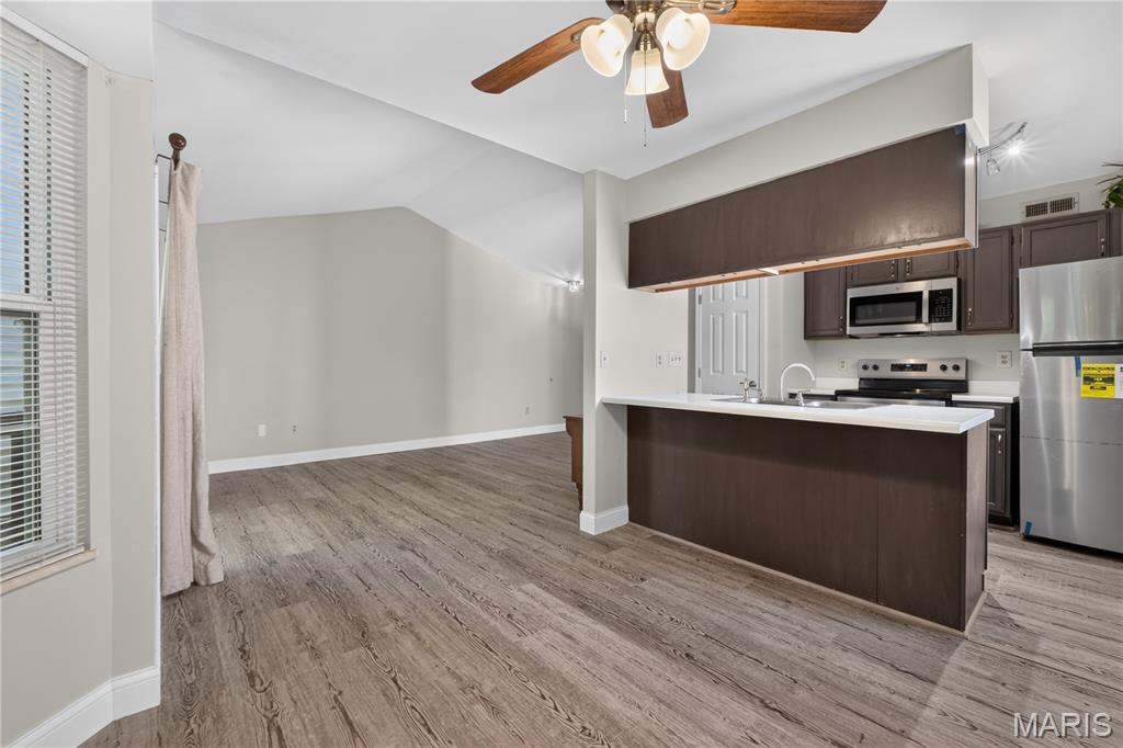 Stone Ridge Estate Condos - Residential