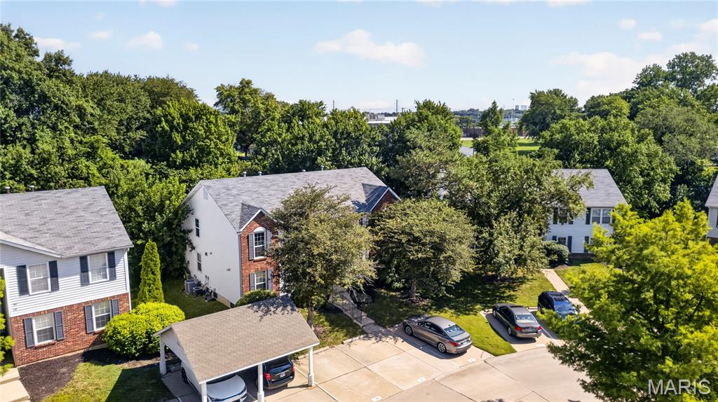 Stone Ridge Estate Condos - Residential