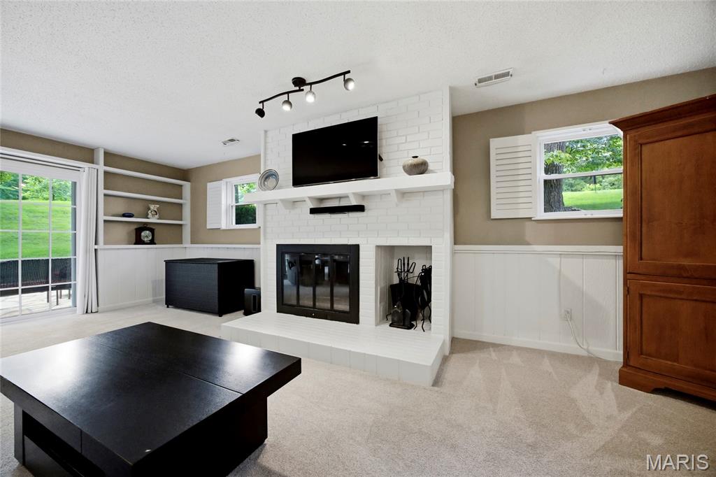 Hickory Hill Farm - Residential