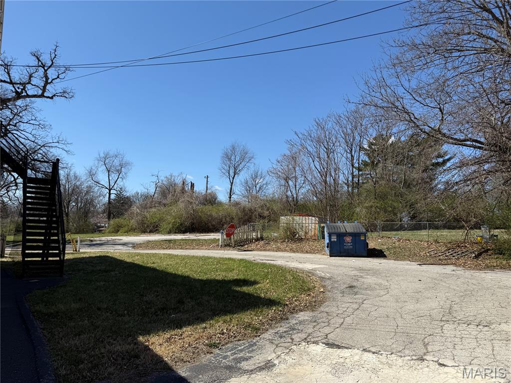Cool valley - Commercial Sale